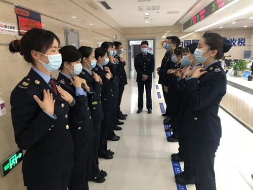 微笑服務打造最美第一面，重慶稅務以專業(yè)禮儀升級辦稅體驗